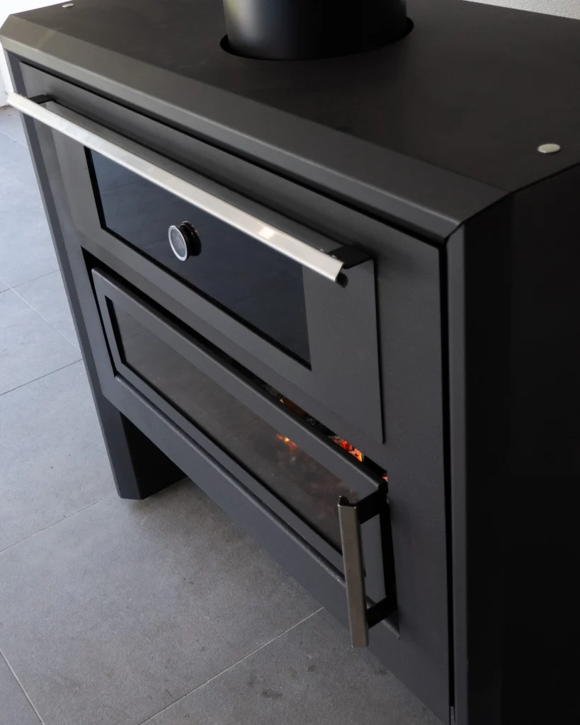 Billy Smoker Huge Entertainer Fireplace